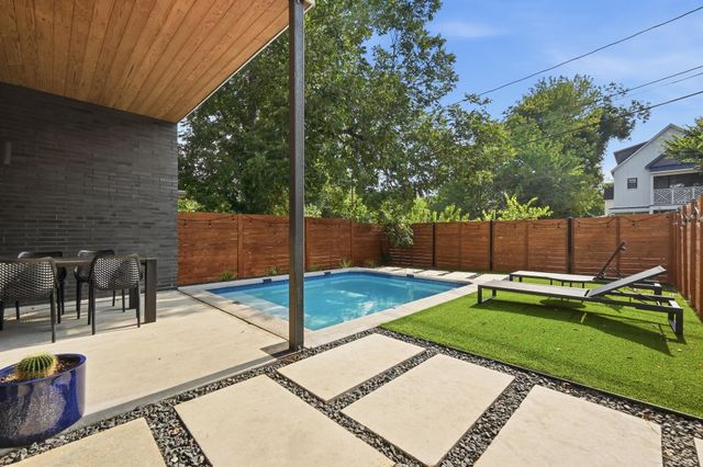 2706 Stacy LN 1, Austin, TX 78704