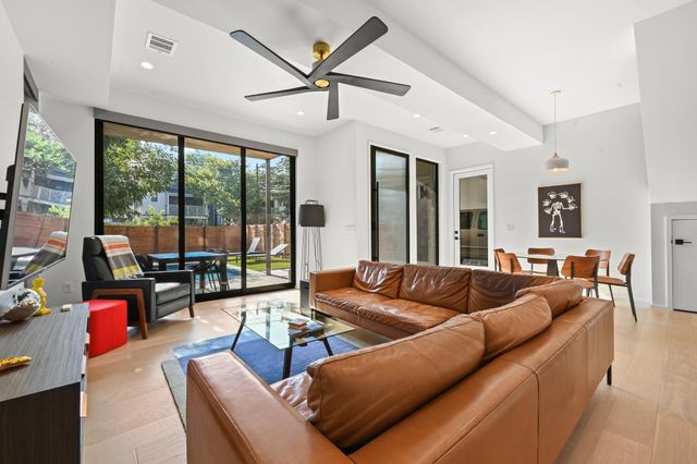 2706 Stacy LN 1, Austin, TX 78704
