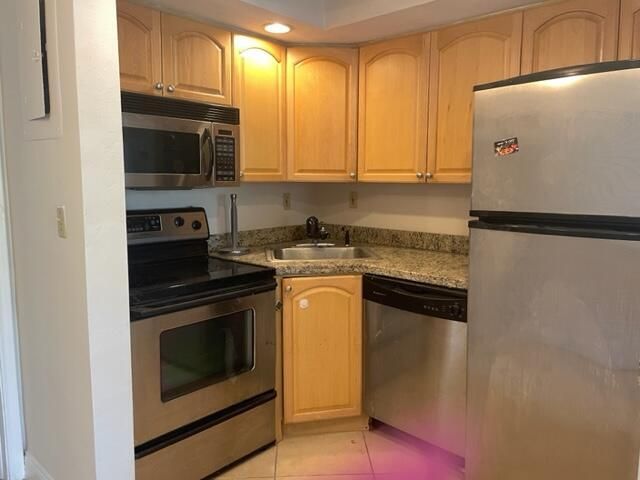 901 NE 3rd Street, Fort Lauderdale, FL 33301