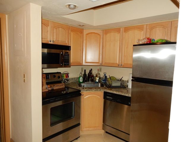901 NE 3rd Street, Fort Lauderdale, FL 33301