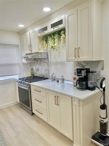 7705 Anthony Street, Dearborn, MI 48126