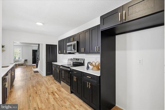 144 E LIBERTY ST, Lancaster, PA 17602