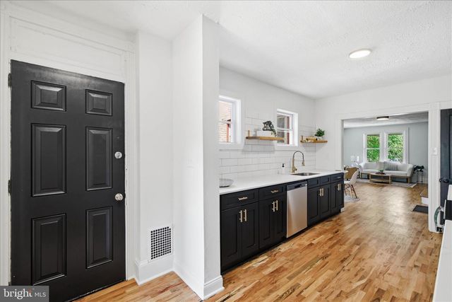 144 E LIBERTY ST, Lancaster, PA 17602