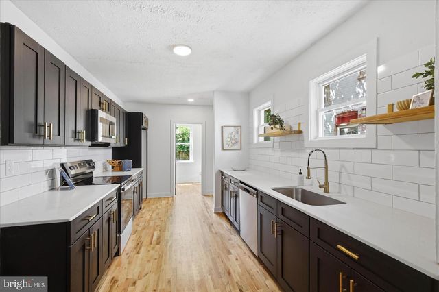 144 E LIBERTY ST, Lancaster, PA 17602