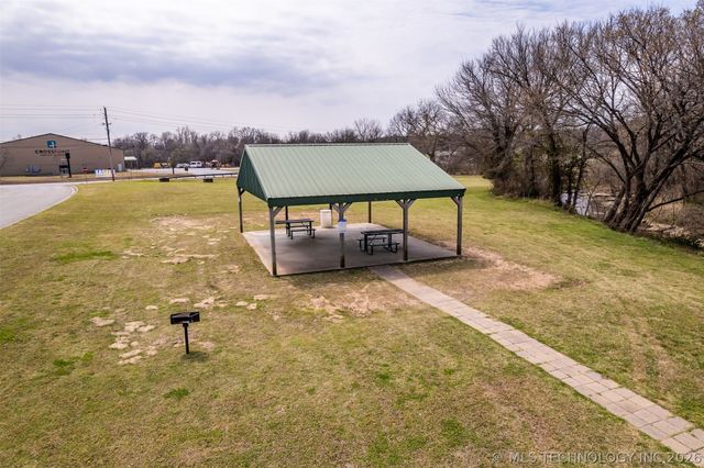 13827 S 283rd East Avenue, Coweta, OK 74429