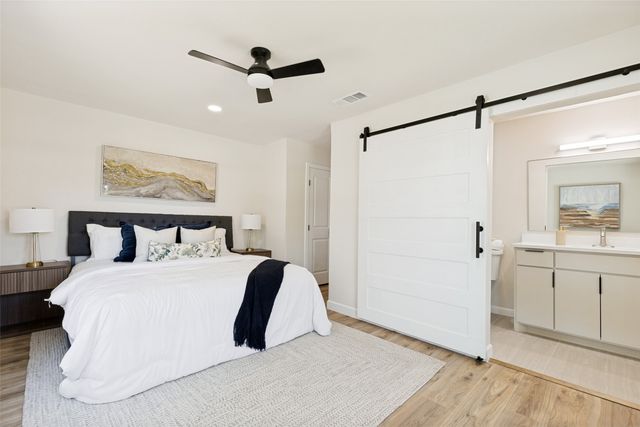 3550 Ridgeoak Way, Farmers Branch, TX 75234