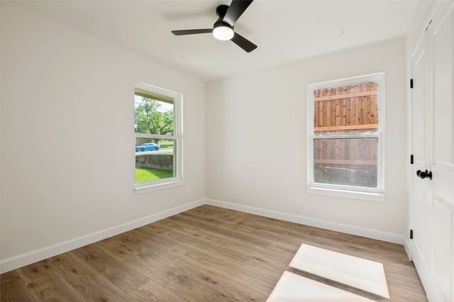 3550 Ridgeoak Way, Farmers Branch, TX 75234