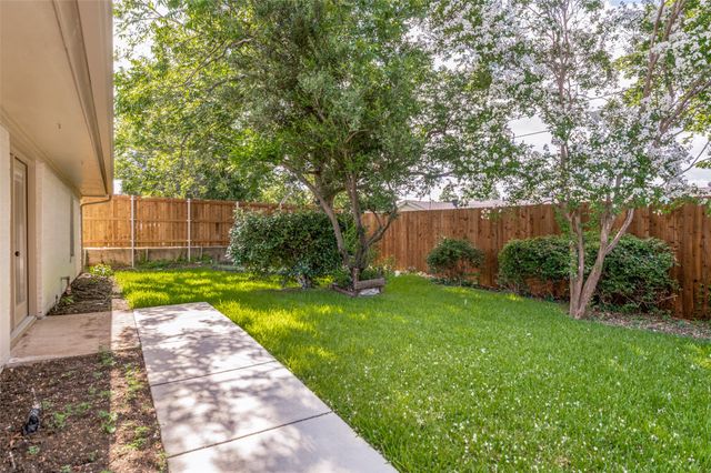 3550 Ridgeoak Way, Farmers Branch, TX 75234