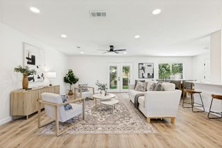 3550 Ridgeoak Way, Farmers Branch, TX 75234