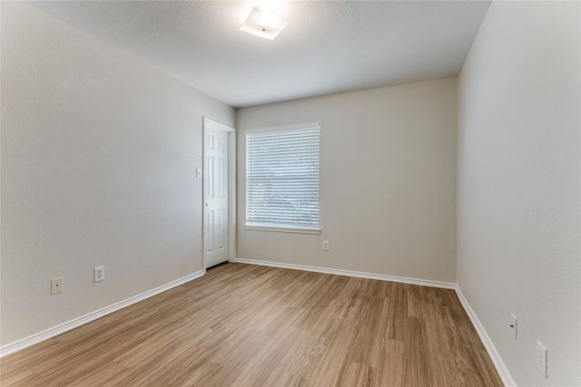 8113 Ruse Springs Lane, Fort Worth, TX 76131