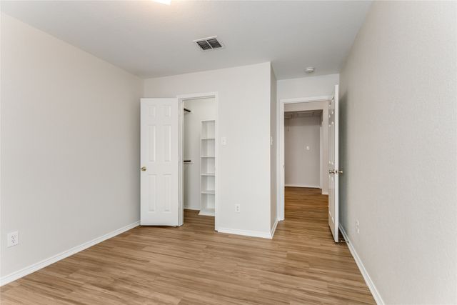 8113 Ruse Springs Lane, Fort Worth, TX 76131