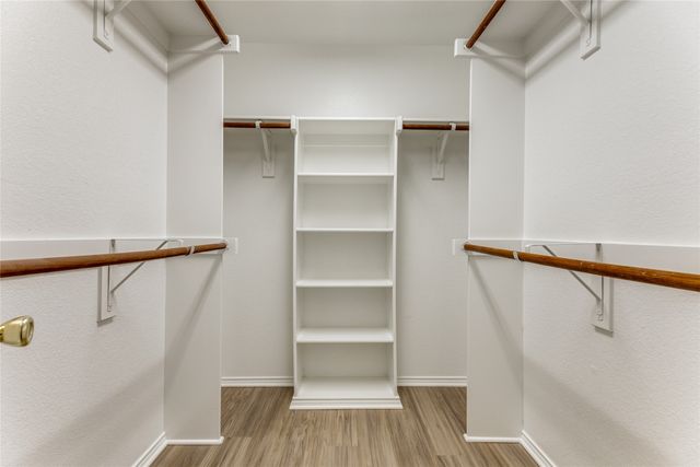 8113 Ruse Springs Lane, Fort Worth, TX 76131