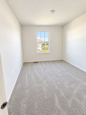 536 Warbler Lane, Yorkville, IL 60560