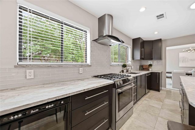 619 Rancho Bauer Drive, Houston, TX 77079
