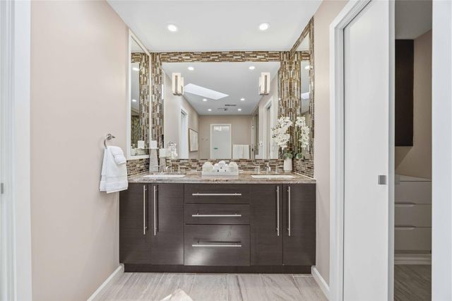 619 Rancho Bauer Drive, Houston, TX 77079