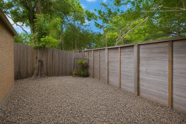 619 Rancho Bauer Drive, Houston, TX 77079