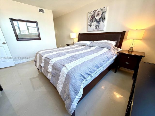 1893 S Ocean Dr 612, Hallandale Beach, FL 33009