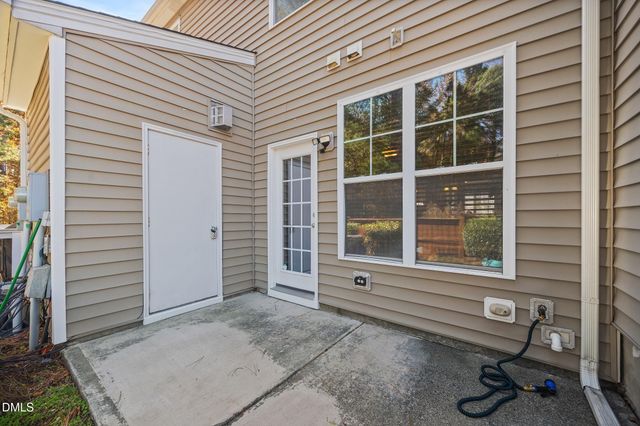 2940 Casona Way, Raleigh, NC 27616