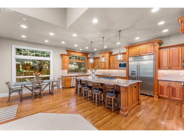 22680 Sw 96th Dr, Tualatin, OR 97062