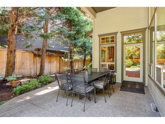 22680 Sw 96th Dr, Tualatin, OR 97062