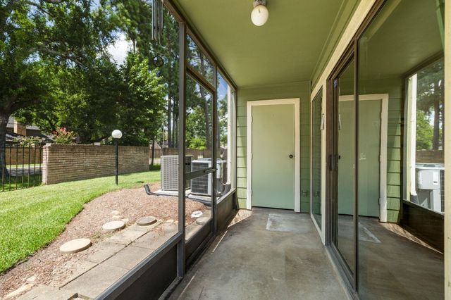 14777 Wunderlich Drive 1701, Houston, TX 77069