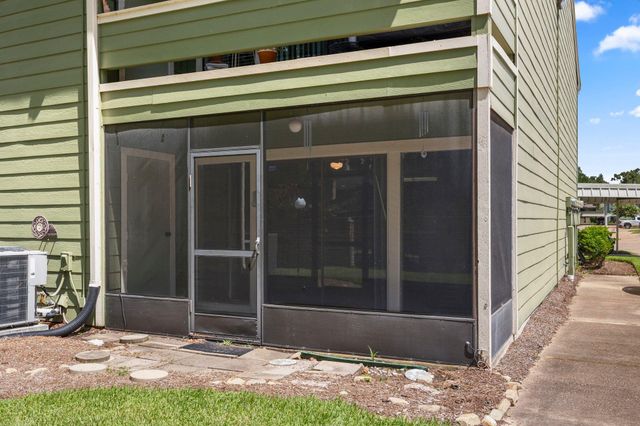 14777 Wunderlich Drive 1701, Houston, TX 77069