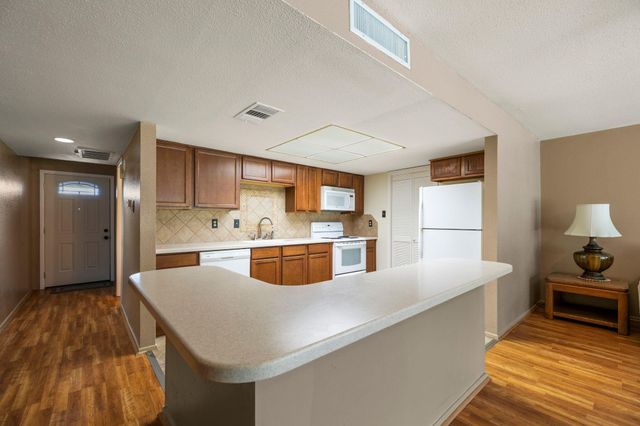 14777 Wunderlich Drive 1701, Houston, TX 77069