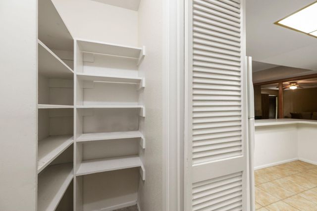 14777 Wunderlich Drive 1701, Houston, TX 77069