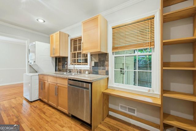1010 Scott Circle, Decatur, GA 30033