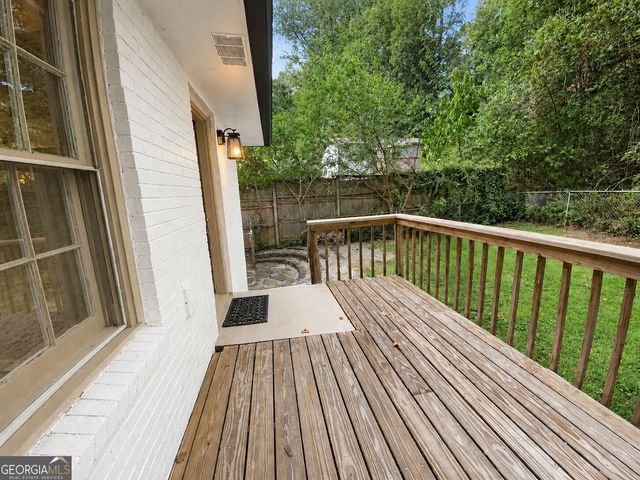 1010 Scott Circle, Decatur, GA 30033