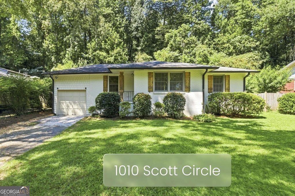 1010 Scott Circle, Decatur, GA 30033