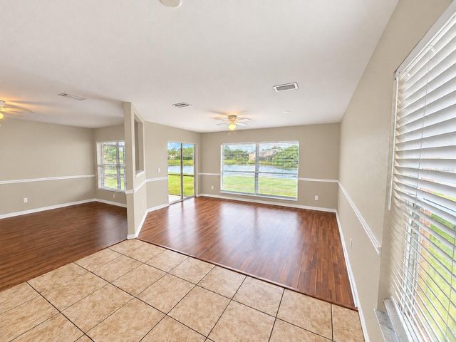 7035 MONTAUK POINT CROSSING, Bradenton, FL 34212