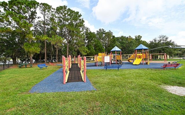 7035 MONTAUK POINT CROSSING, Bradenton, FL 34212