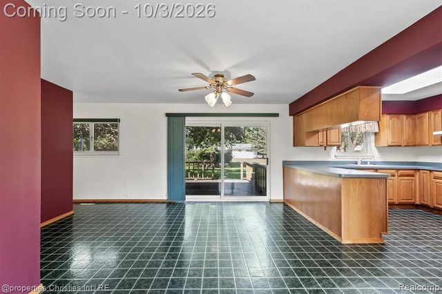 1311 Winchcombe Drive, Bloomfield Hills, MI 48304