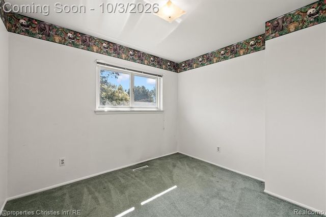1311 Winchcombe Drive, Bloomfield Hills, MI 48304