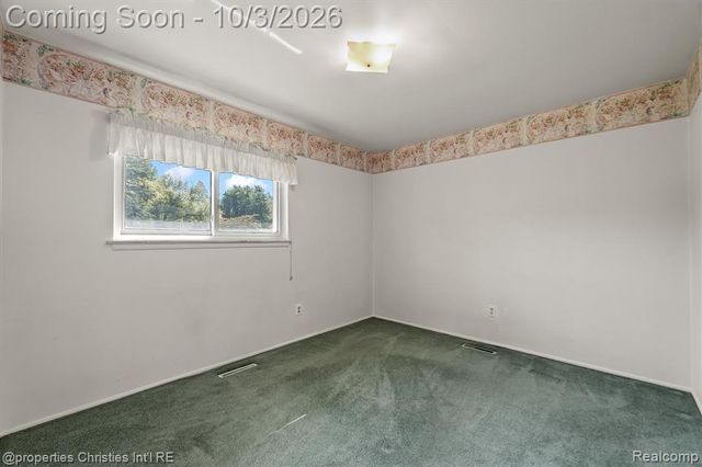 1311 Winchcombe Drive, Bloomfield Hills, MI 48304