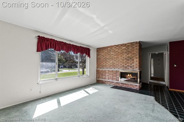 1311 Winchcombe Drive, Bloomfield Hills, MI 48304