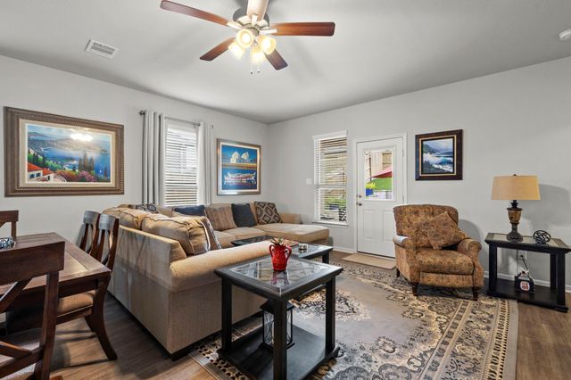 320 Red Maple Lane, Conroe, TX 77304