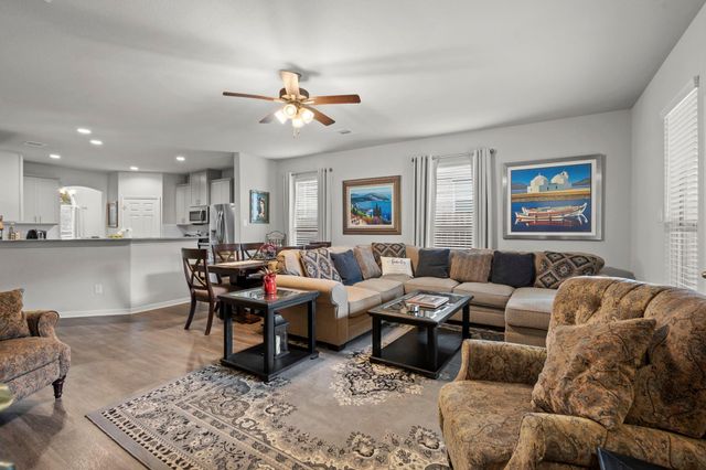 320 Red Maple Lane, Conroe, TX 77304