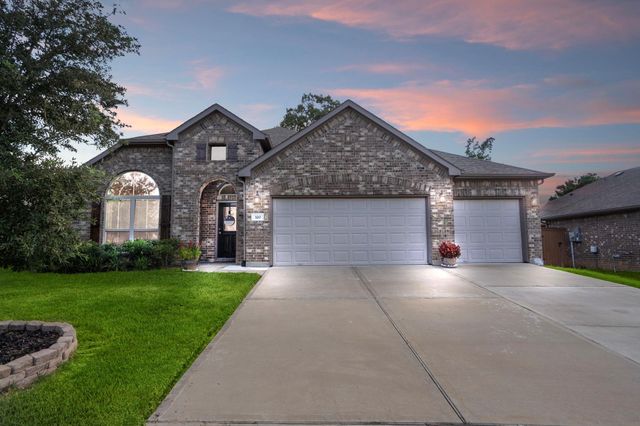 320 Red Maple Lane, Conroe, TX 77304