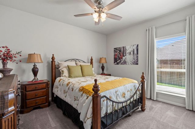 320 Red Maple Lane, Conroe, TX 77304