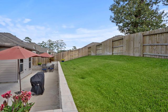 320 Red Maple Lane, Conroe, TX 77304