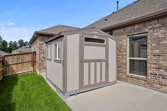 320 Red Maple Lane, Conroe, TX 77304