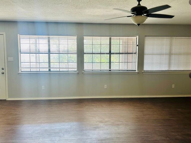 117 Cedar Hill Drive, Whitney, TX 76692