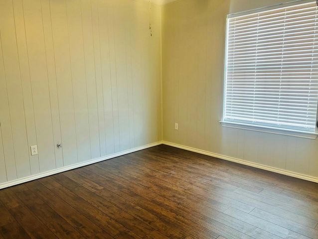 117 Cedar Hill Drive, Whitney, TX 76692