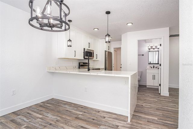 1000 S LOCUST AVENUE, Sanford, FL 32771