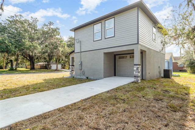 1000 S LOCUST AVENUE, Sanford, FL 32771