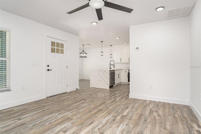 1000 S LOCUST AVENUE, Sanford, FL 32771