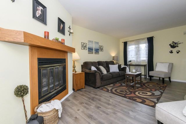 1132 Baldwin COURT, Mequon, WI 53092