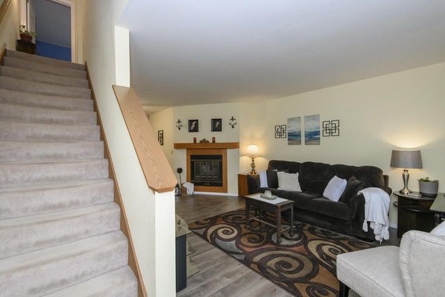 1132 Baldwin COURT, Mequon, WI 53092